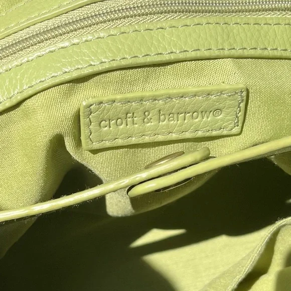 Spring green Croft and Barrow leather bag, satchel style with removable strap - Picture 3 of 8